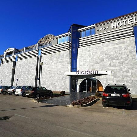 Hotel Diadem Omiš Exterior foto