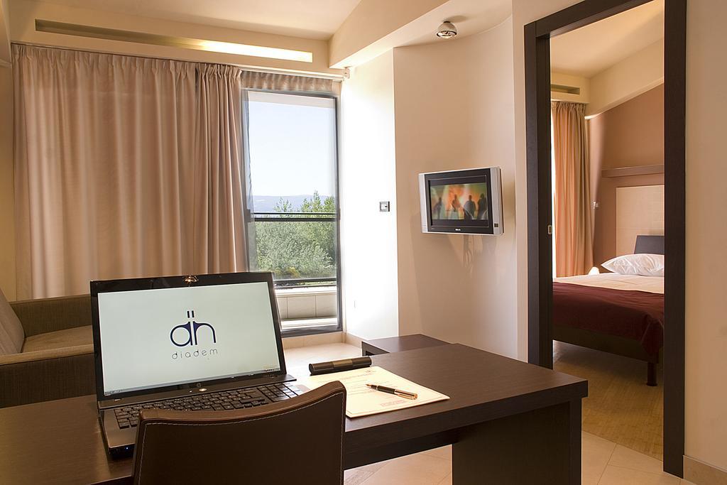 Hotel Diadem Omiš Habitación foto